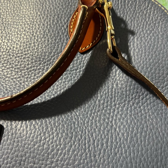 Dooney & Bourke, Pebble Grain Leather Zip Zip Satchel, never used blue - Picture 2 of 16